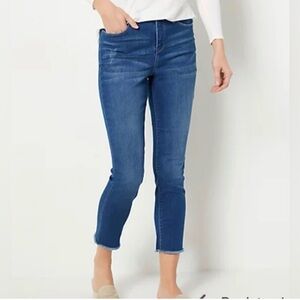 NWT Womens Laurie Felt Ankle Skinny jeans With Frayed Hem / Size 4